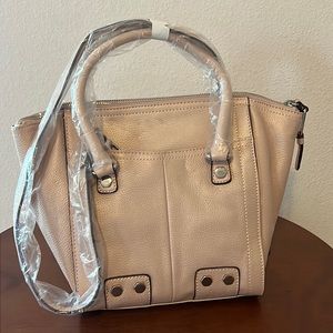 Tignanello zipper bag